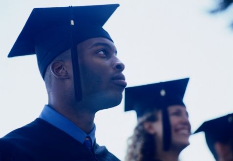 Why Graduates are Struggling to Find a Job After University